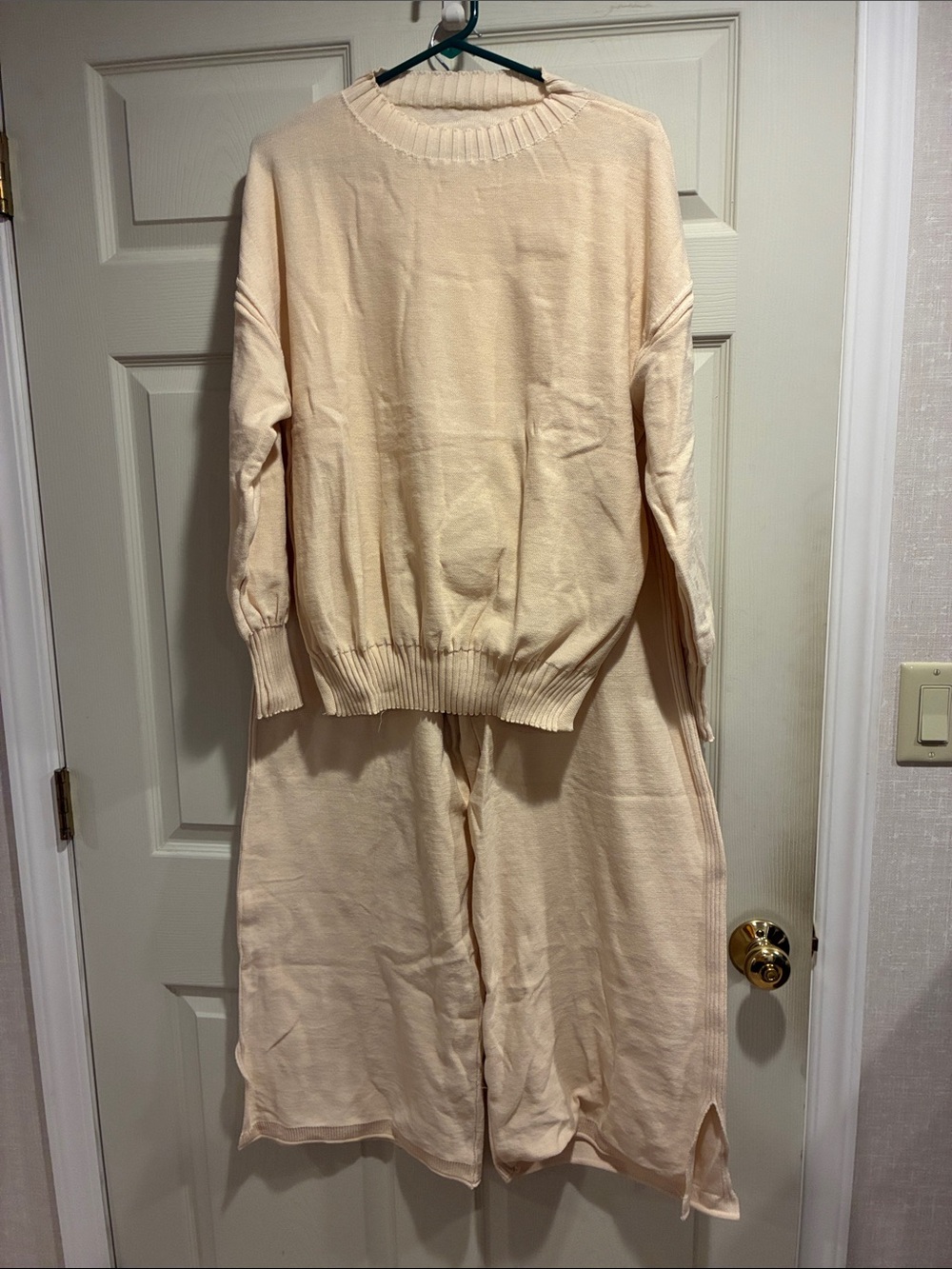 Cream Sweater Lounge Set - Soft Knit Two-Piece